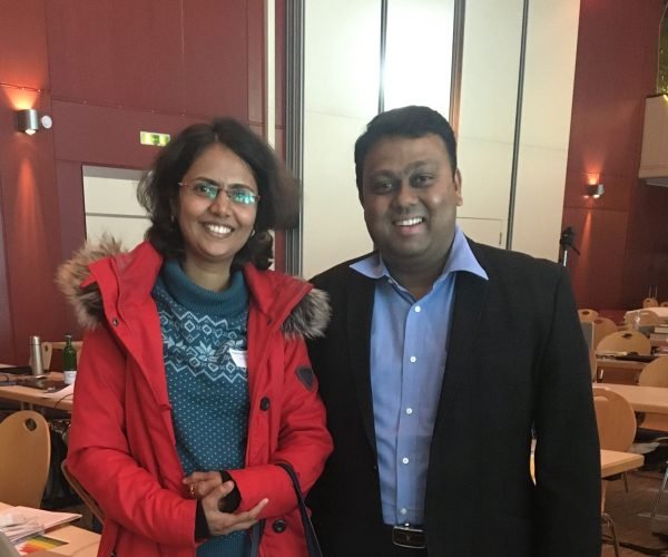 Dr. Anuradha With Dr Ambrish Vijaykar_primavarahomeopathy.com